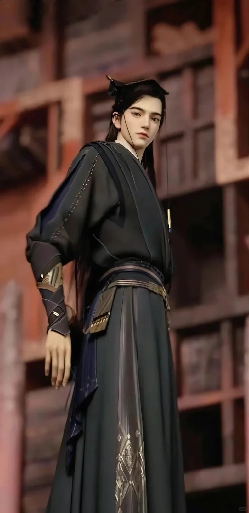 phân tích kính huyền nhân vật nam chi tiết