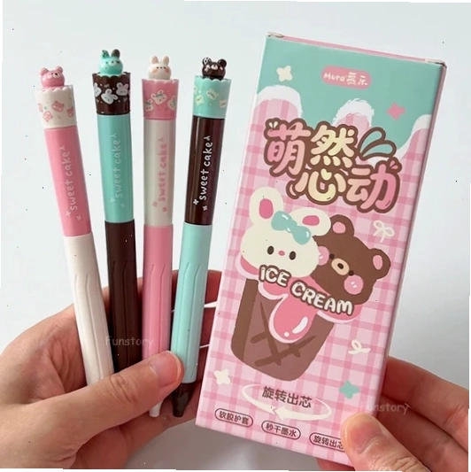 Bộ bút màu sắc với thiết kế dễ thương