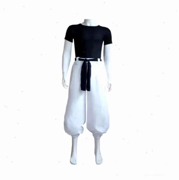 Fushiguro Toji sử dụng vũ khí nguyền rủa