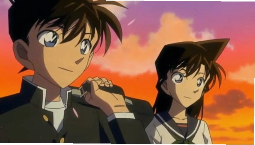 Hình ảnh Shinichi và Ran nắm tay nhau dạo bước