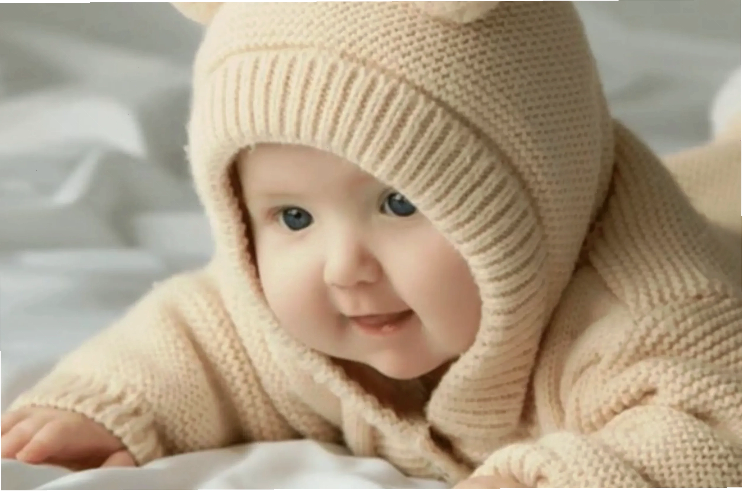 Hình nền hoạt hình cute với em bé biểu cảm đáng yêu