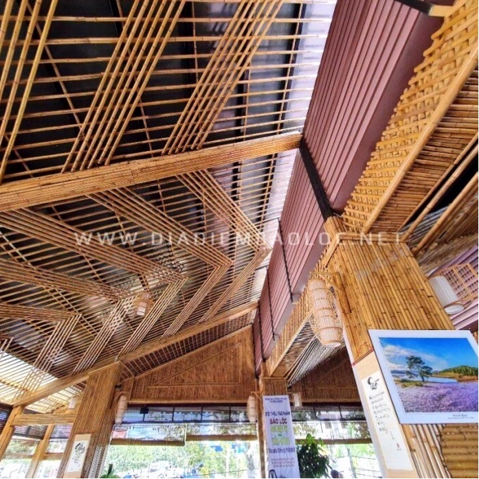 Không gian ngồi thư giãn tại quán