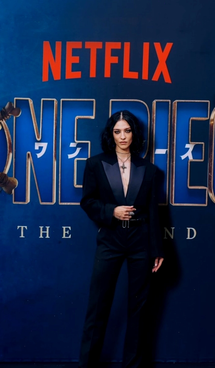Nico Robin sử dụng năng lực trái ác quỷ Hana Hana no Mi