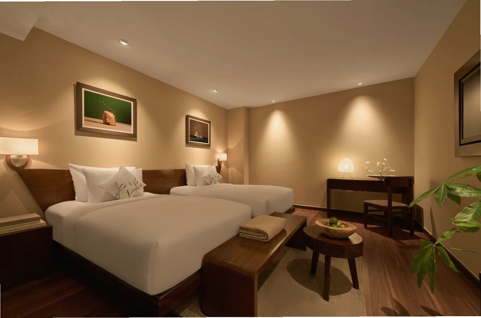 Phòng Serene Standard ấm cúng tại Silverland Sakyo Hotel