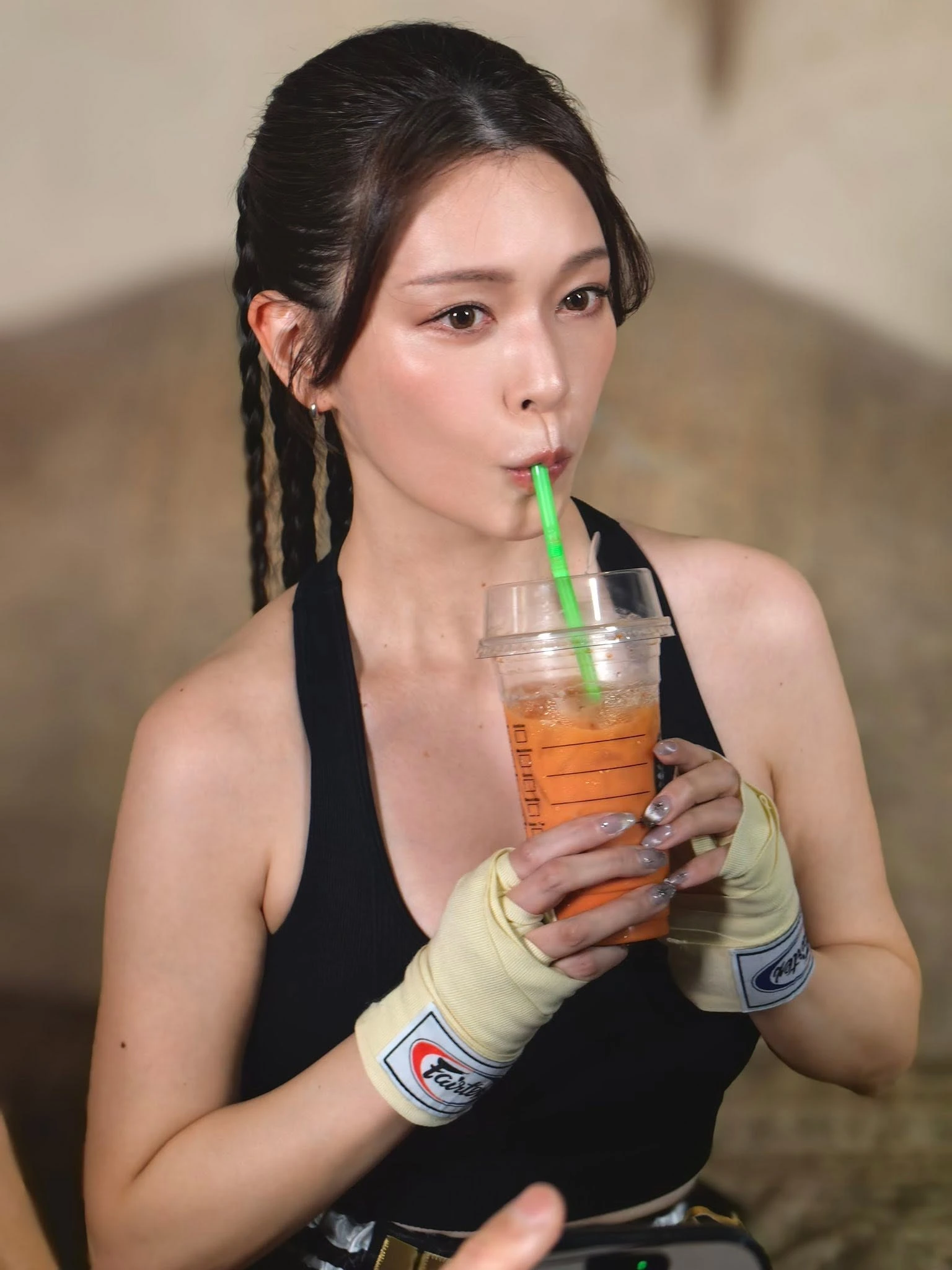 Mary Tachibana với nụ cười tươi tắn và diện mạo rạng rỡ.